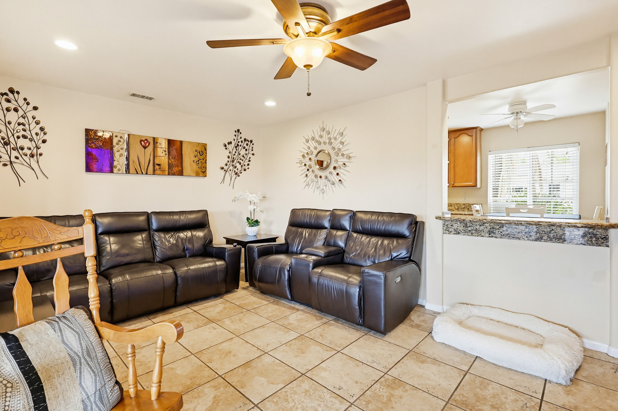 Virtual tour photo 9 of 53 for 200 Gull Pl