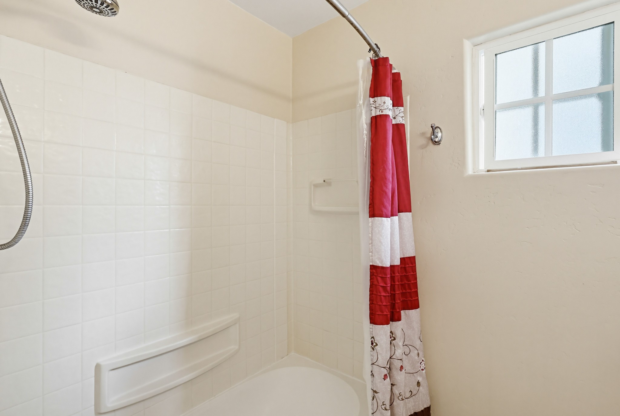 Virtual tour photo 33 of 53 for 200 Gull Pl