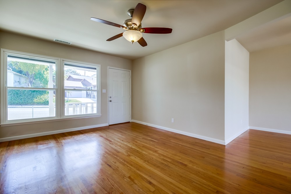 Virtual tour photo 11 of 48 for 2002 Parrot St