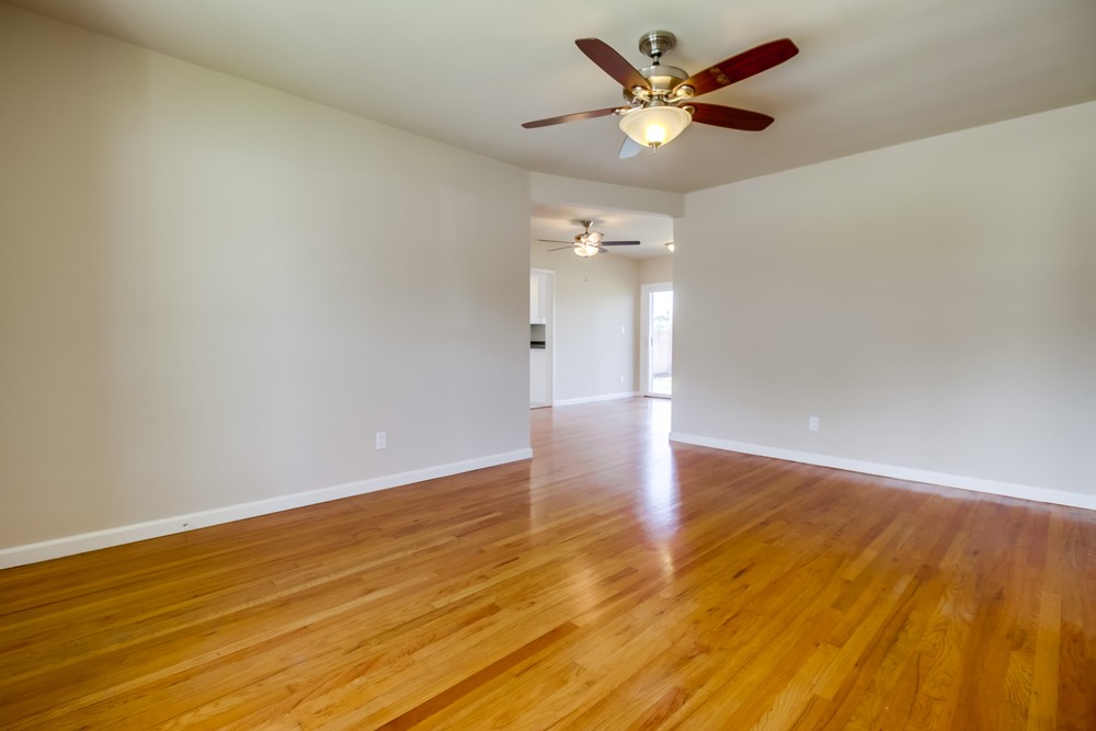 Virtual tour photo 12 of 48 for 2002 Parrot St