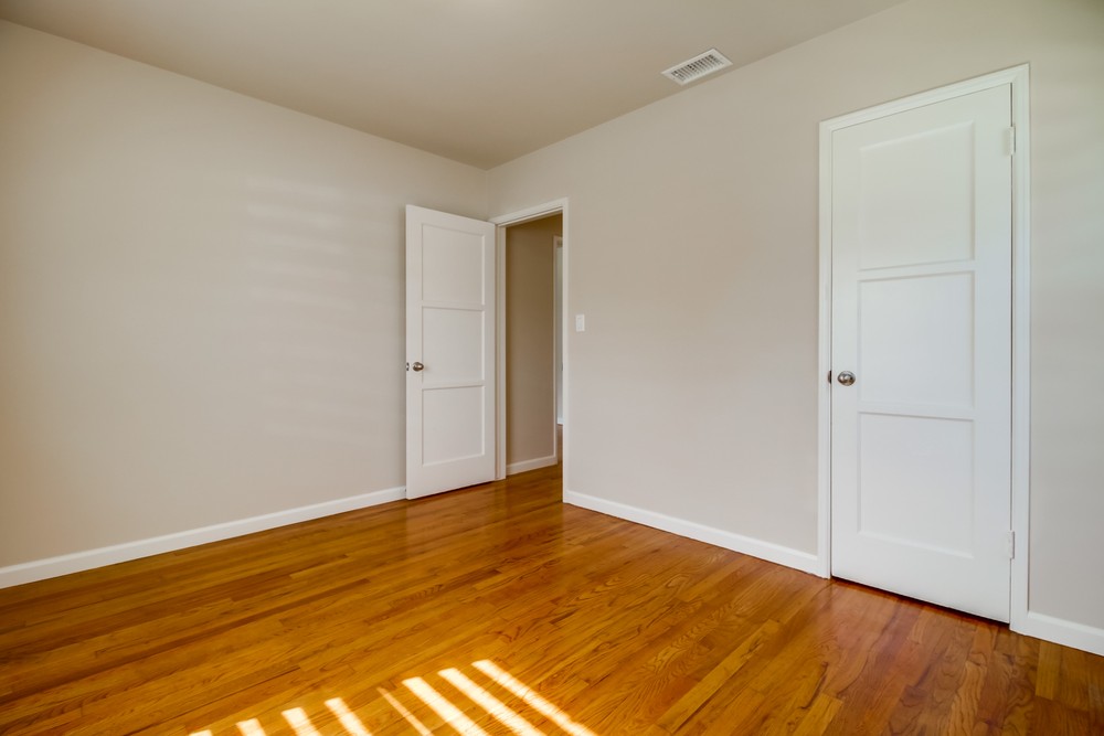 Virtual tour photo 21 of 48 for 2002 Parrot St