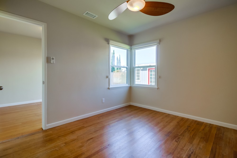 Virtual tour photo 25 of 48 for 2002 Parrot St