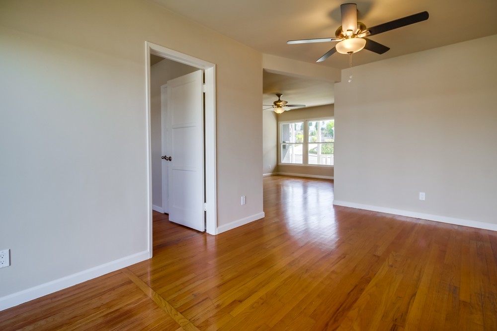 Virtual tour photo 28 of 48 for 2002 Parrot St