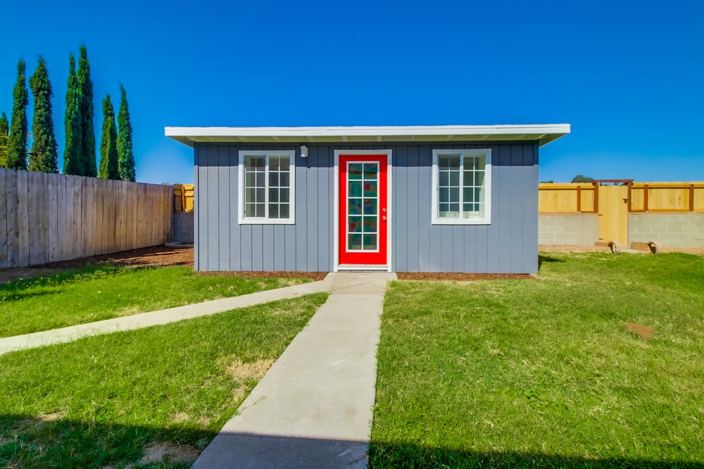 Virtual tour photo 33 of 48 for 2002 Parrot St