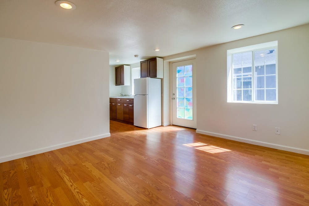 Virtual tour photo 37 of 48 for 2002 Parrot St