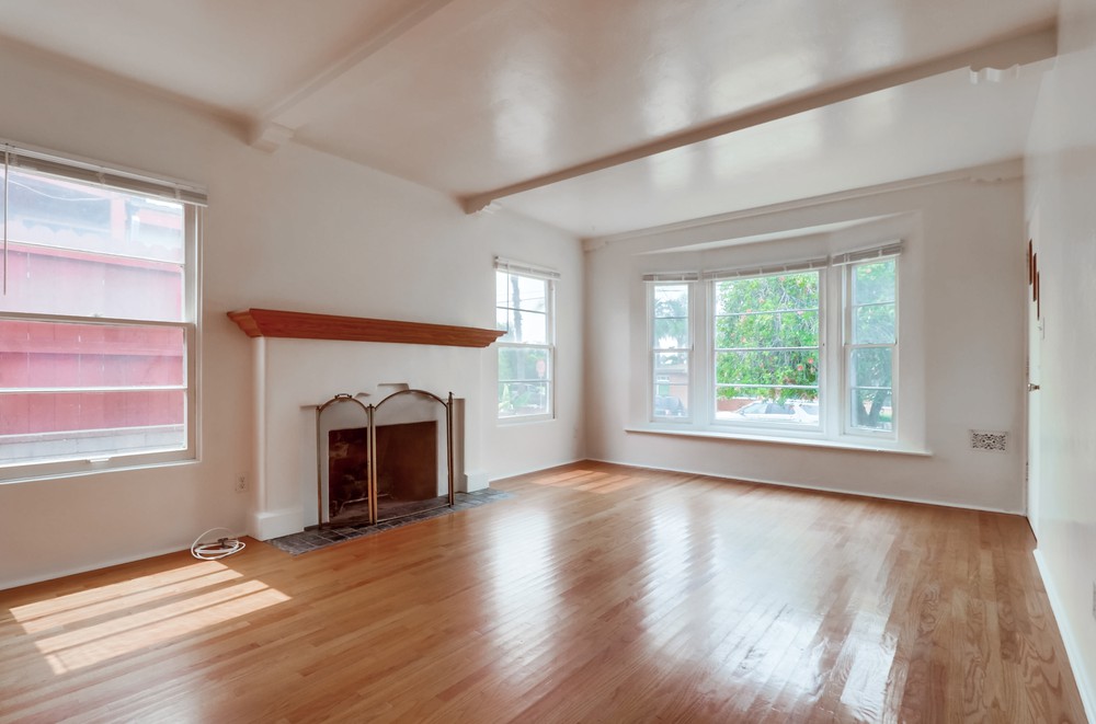 Virtual tour photo 10 of 35 for 2005 Ebers St