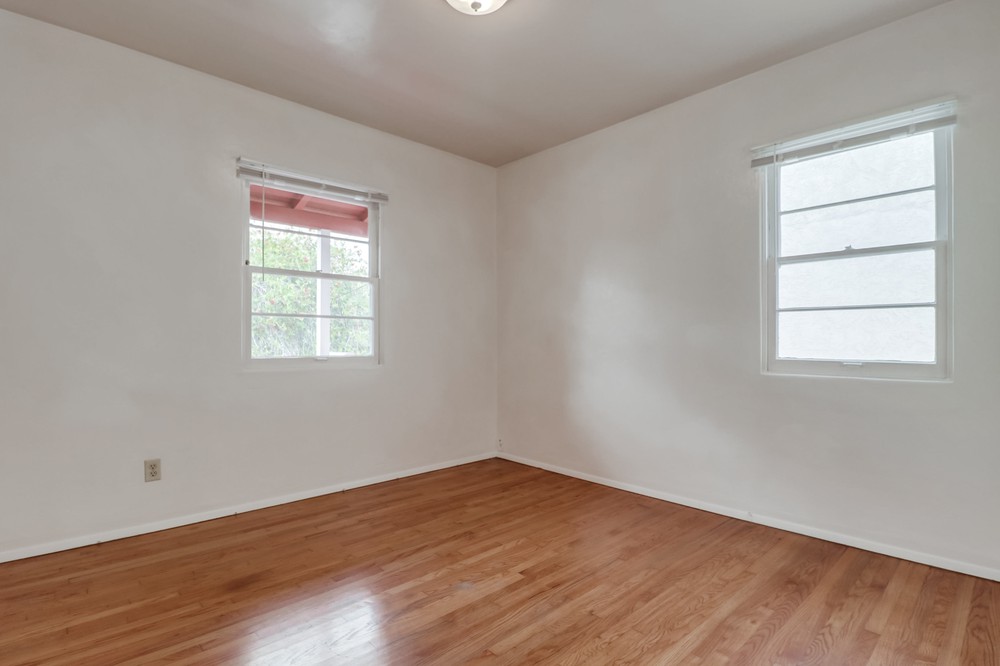 Virtual tour photo 19 of 35 for 2005 Ebers St