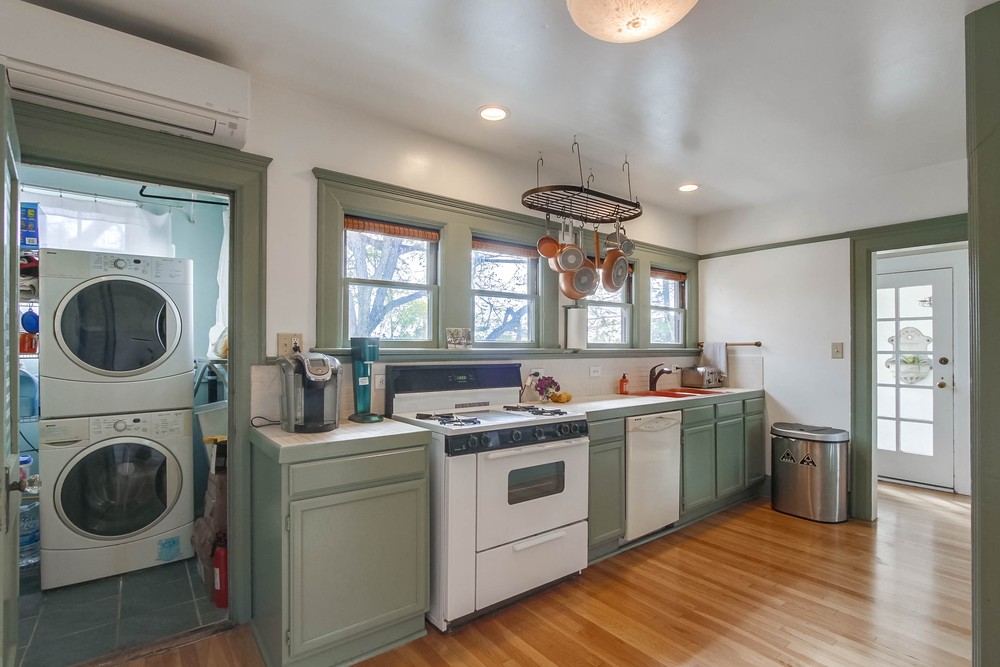 Virtual tour photo 26 of 93 for 2007 29th St