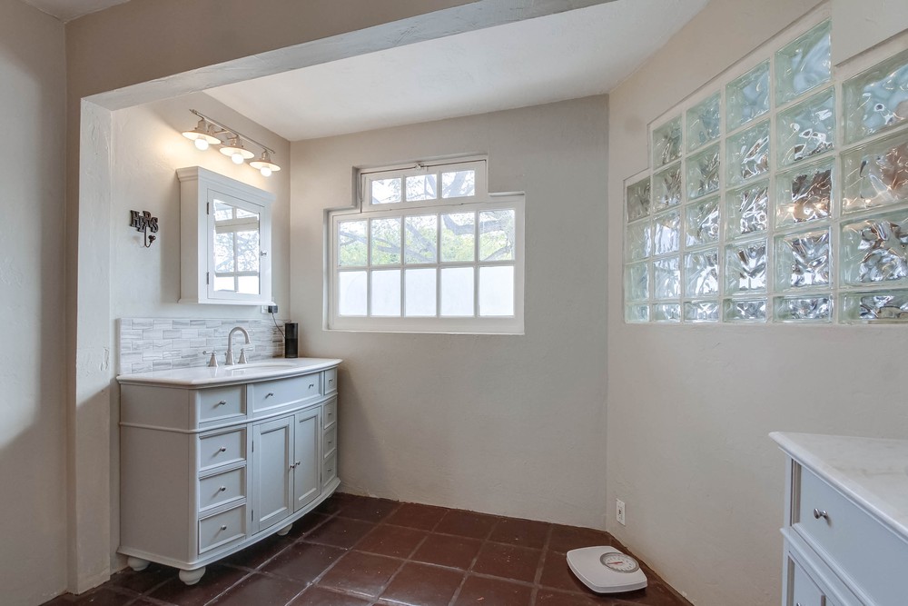 Virtual tour photo 47 of 93 for 2007 29th St