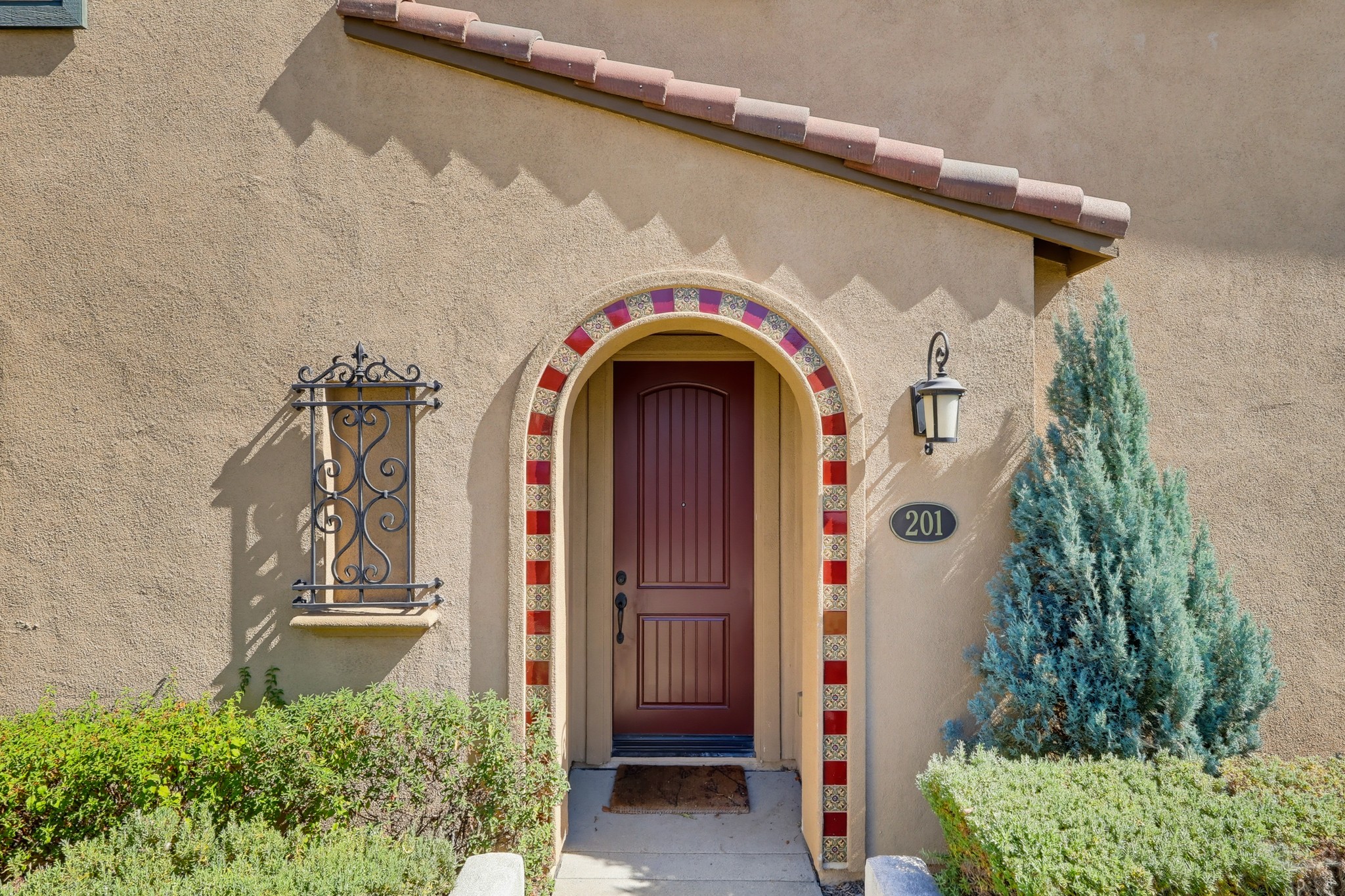 Virtual tour photo 5 of 84 for 201 Encanto Ln
