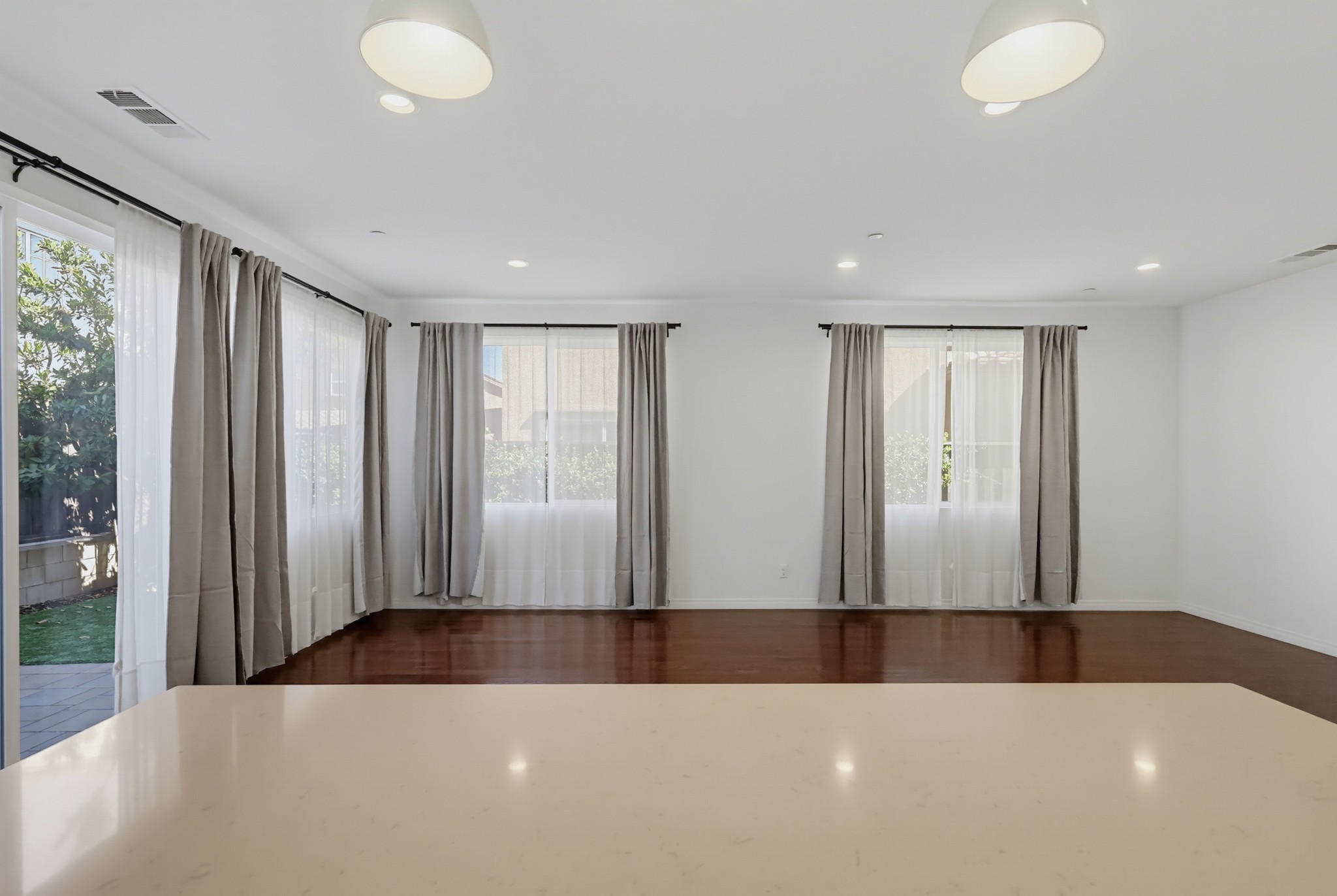 Virtual tour photo 19 of 84 for 201 Encanto Ln
