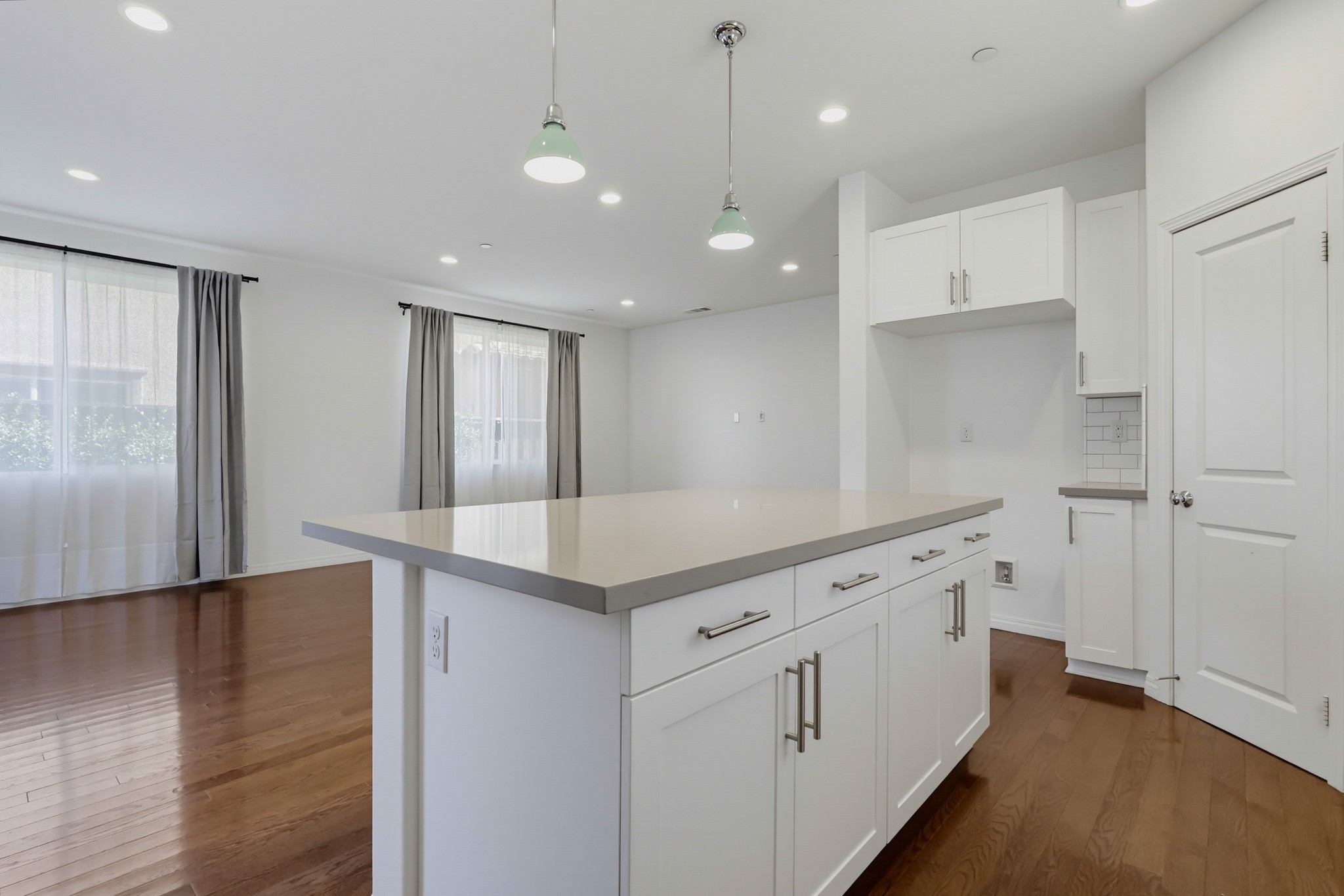 Virtual tour photo 20 of 84 for 201 Encanto Ln
