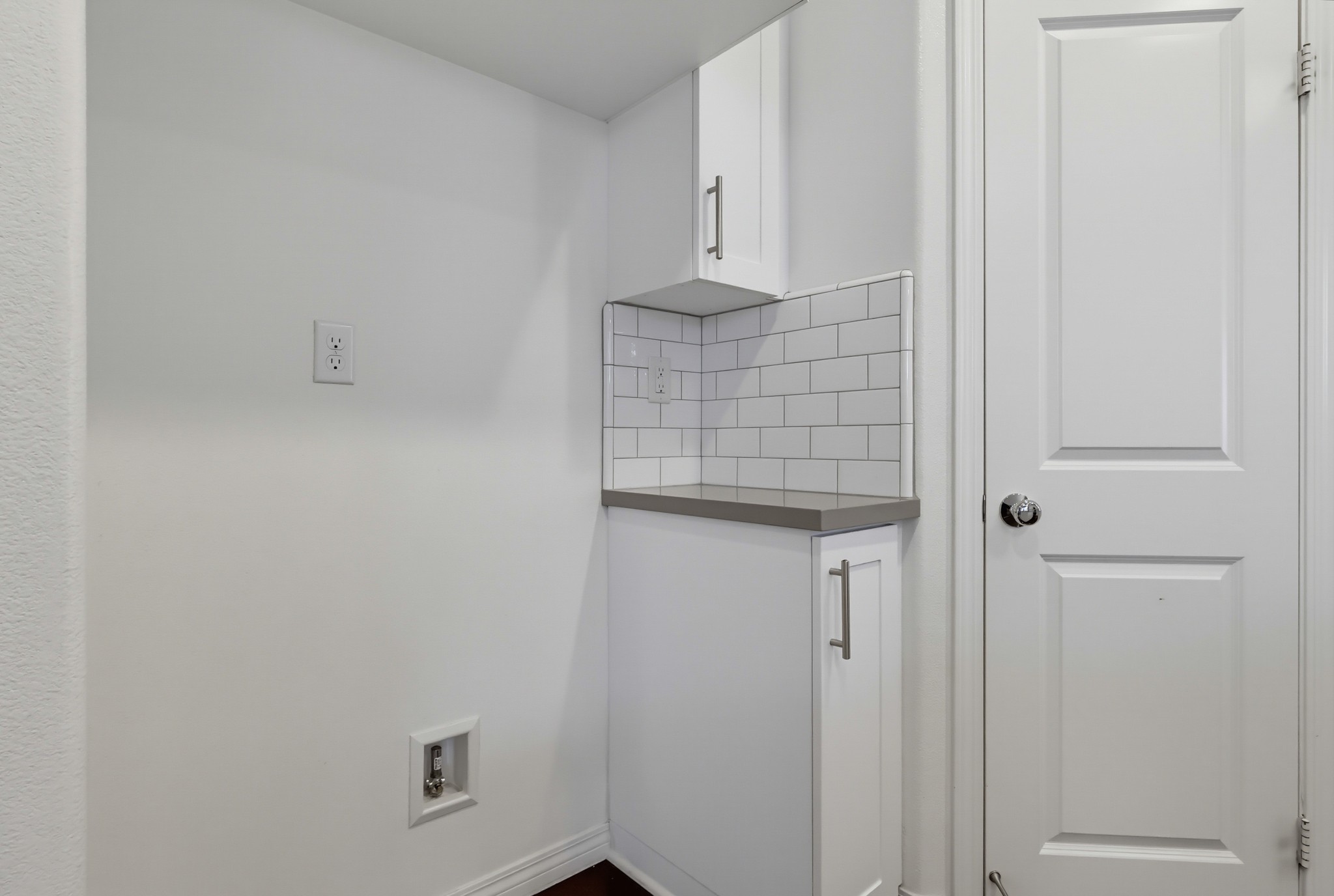 Virtual tour photo 22 of 84 for 201 Encanto Ln