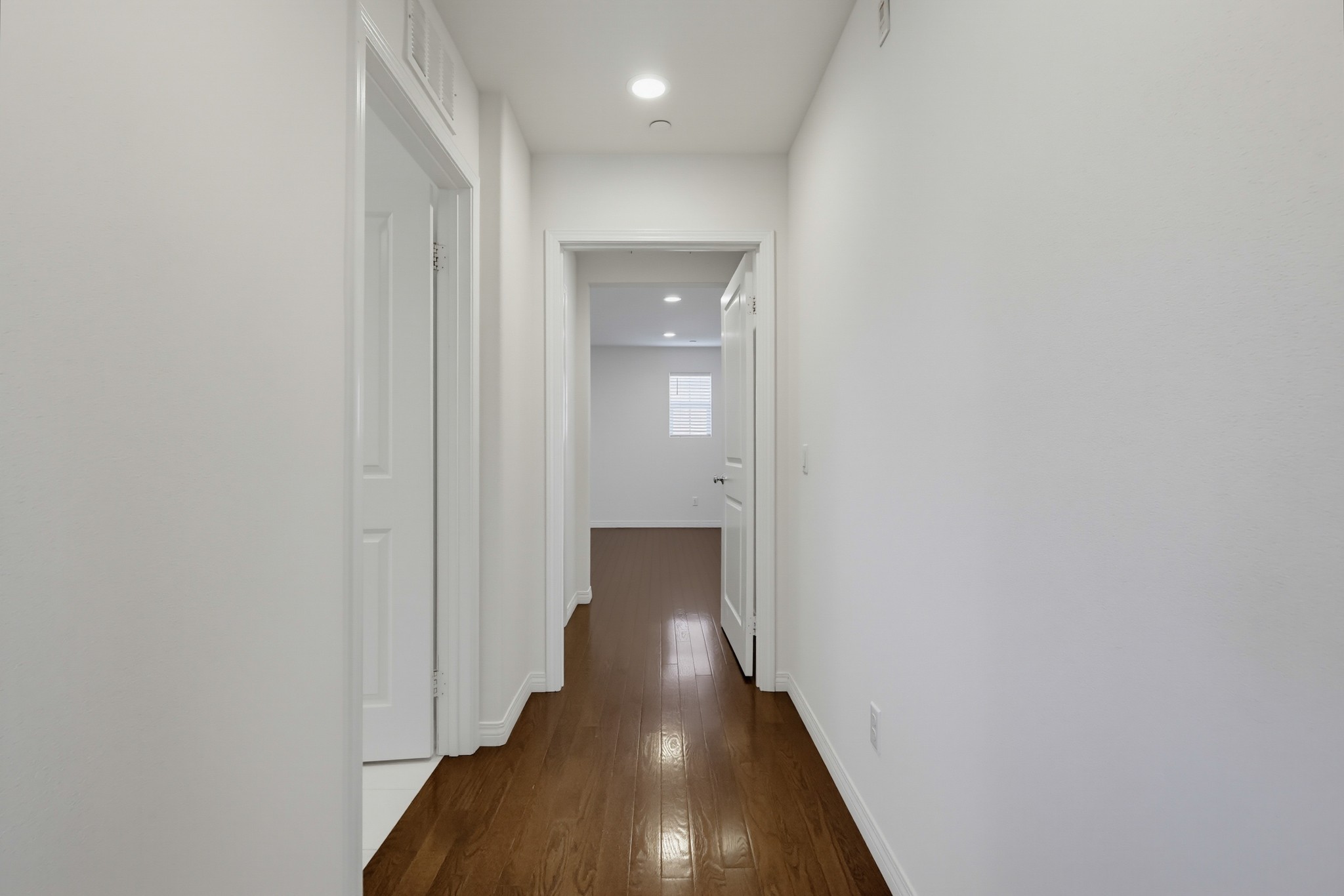 Virtual tour photo 35 of 84 for 201 Encanto Ln