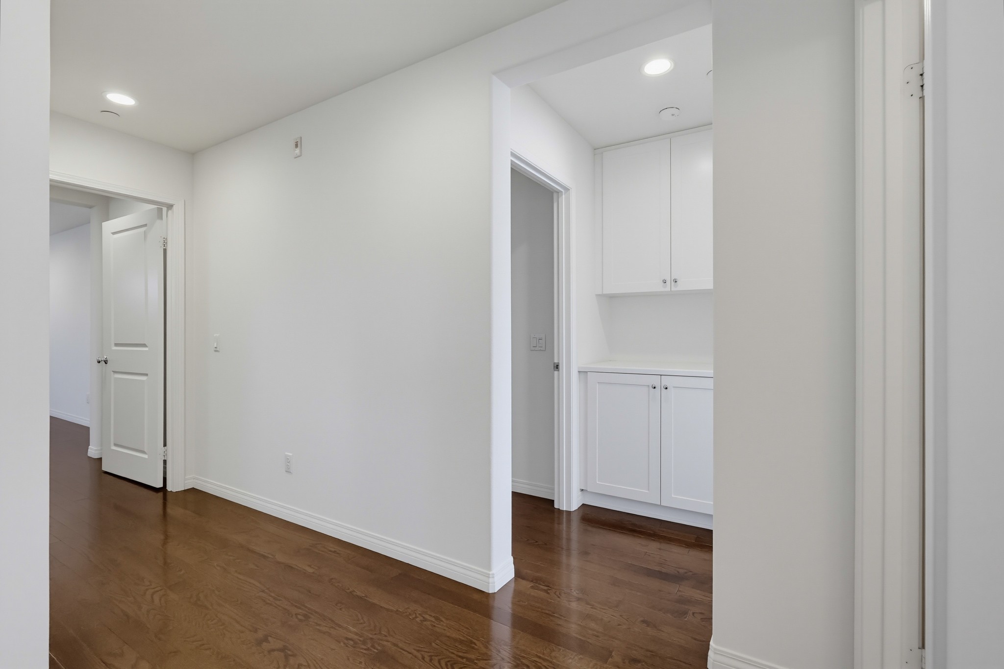 Virtual tour photo 36 of 84 for 201 Encanto Ln