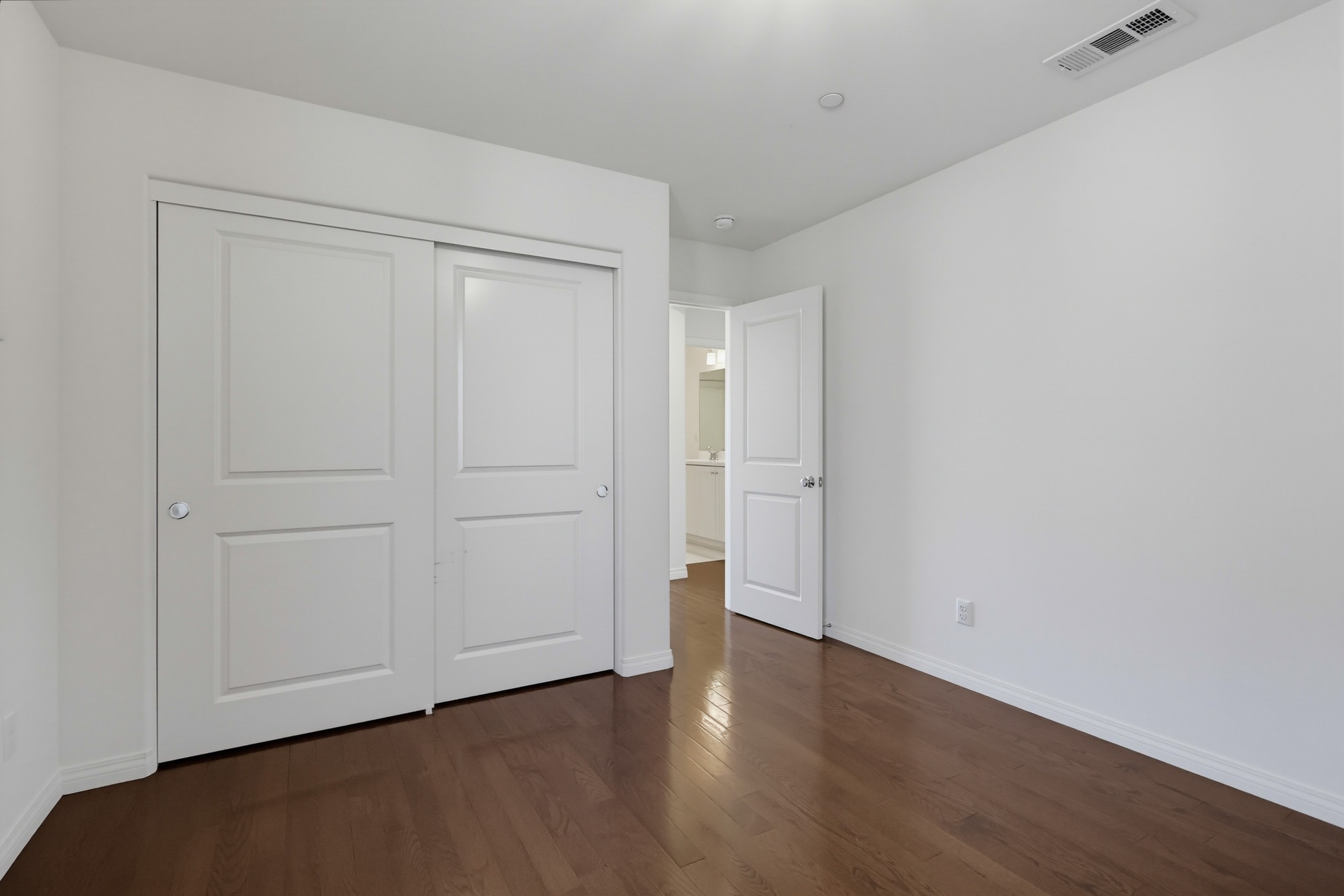Virtual tour photo 49 of 84 for 201 Encanto Ln
