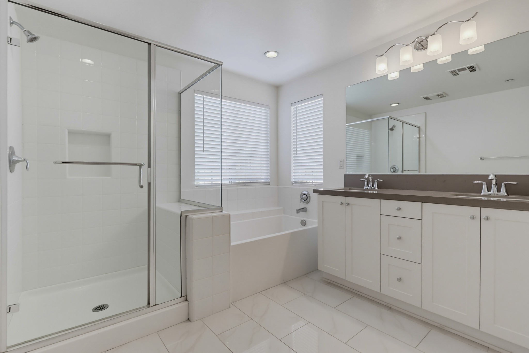 Virtual tour photo 60 of 84 for 201 Encanto Ln