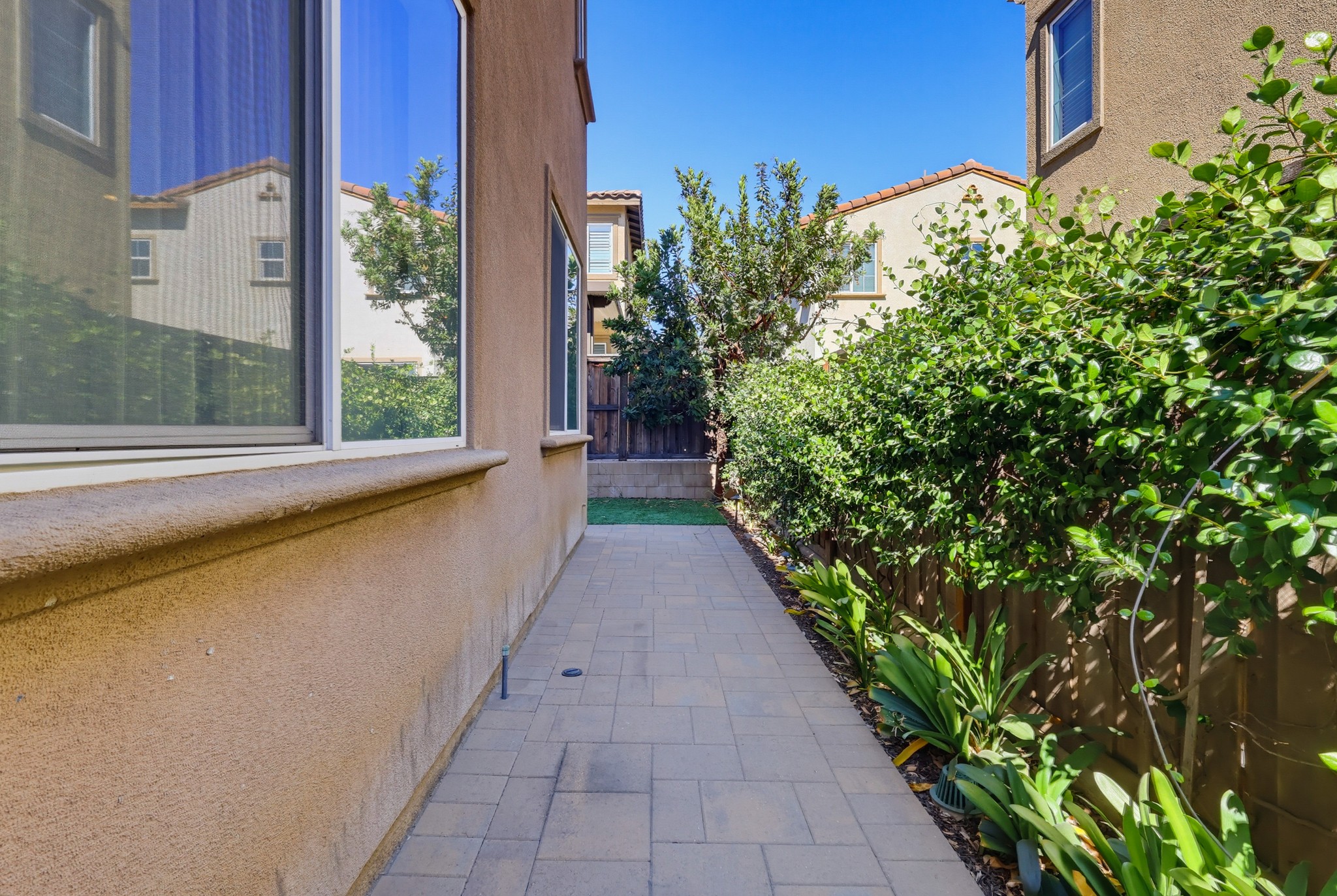 Virtual tour photo 66 of 84 for 201 Encanto Ln