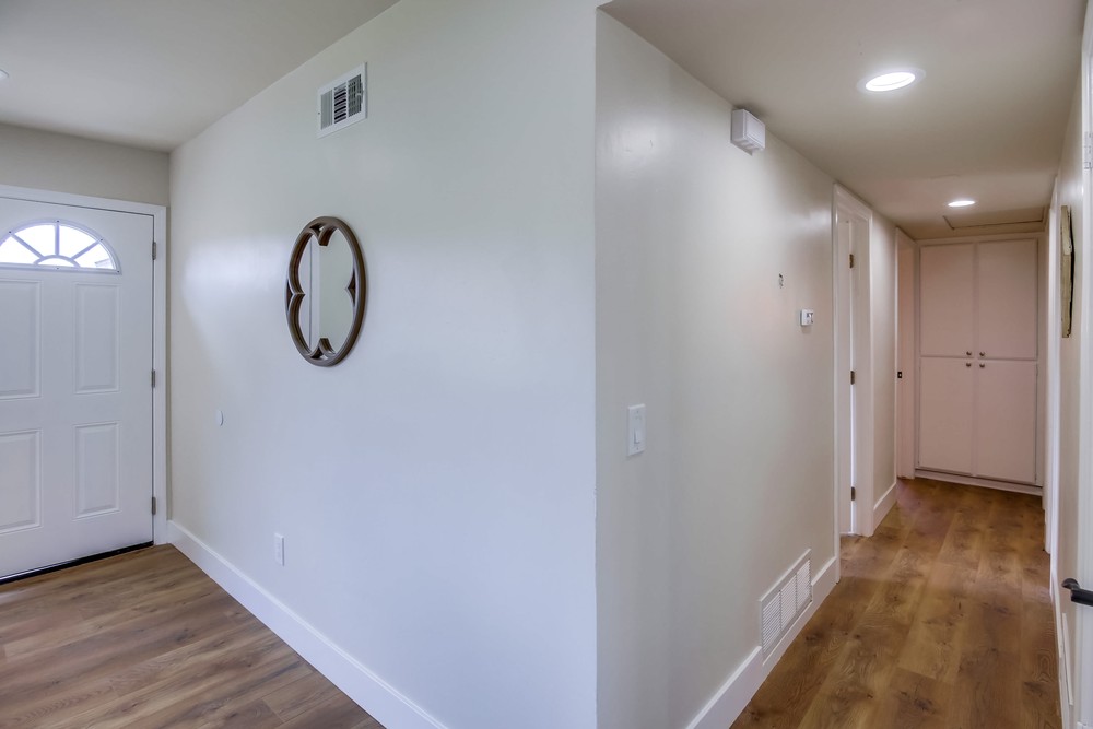 Virtual tour photo 22 of 57 for 201 Sweetwood St