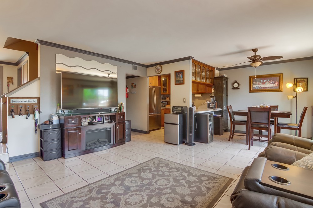 Virtual tour photo 10 of 45 for 2010 Cerrissa Ct