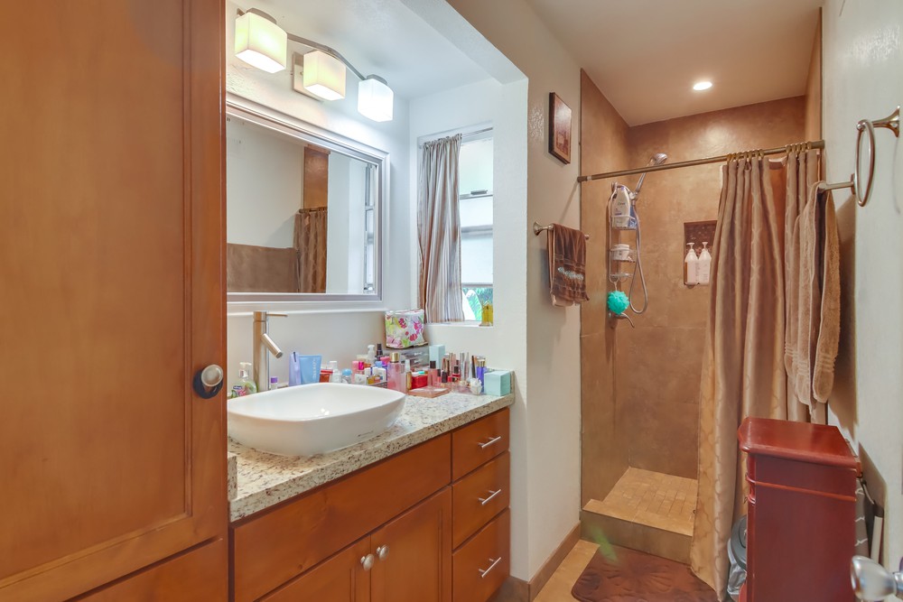 Virtual tour photo 31 of 45 for 2010 Cerrissa Ct