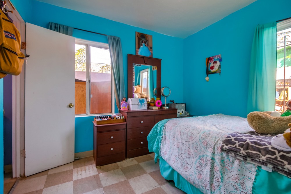 Virtual tour photo 17 of 33 for 2014 Irving Ave