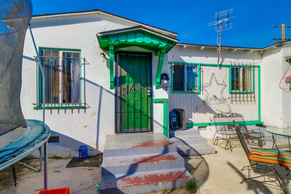 Virtual tour photo 23 of 33 for 2014 Irving Ave