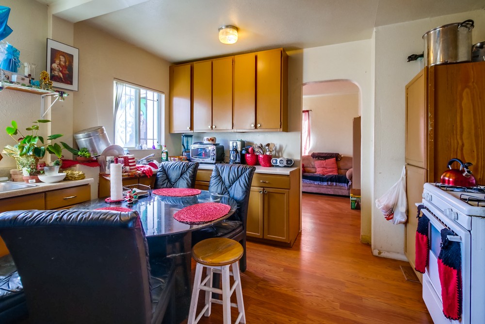 Virtual tour photo 27 of 33 for 2014 Irving Ave
