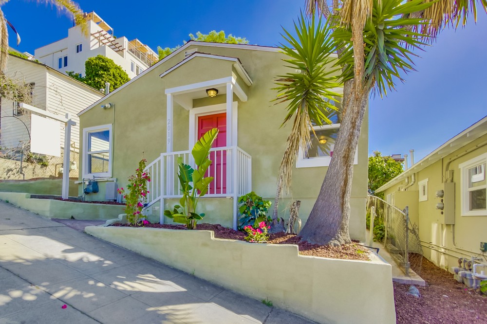 Virtual tour photo 4 of 33 for 2019 B Street