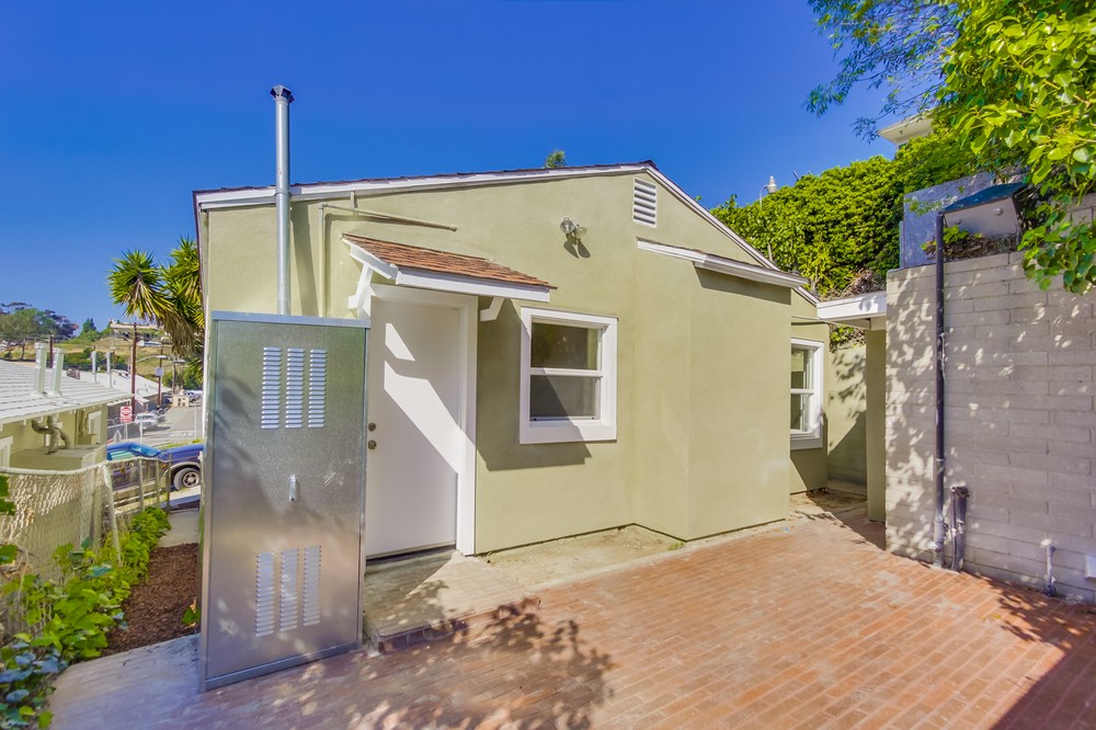 Virtual tour photo 30 of 33 for 2019 B Street