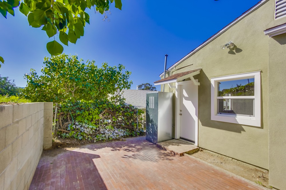 Virtual tour photo 31 of 33 for 2019 B Street