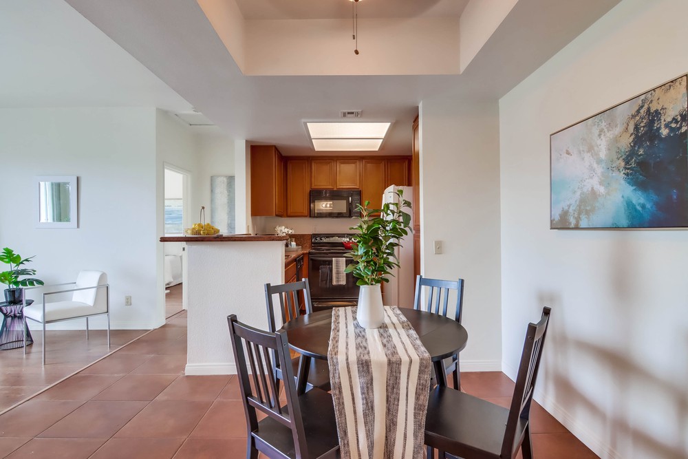 Virtual tour photo 6 of 37 for 2020 Camino De La Reina ste 314