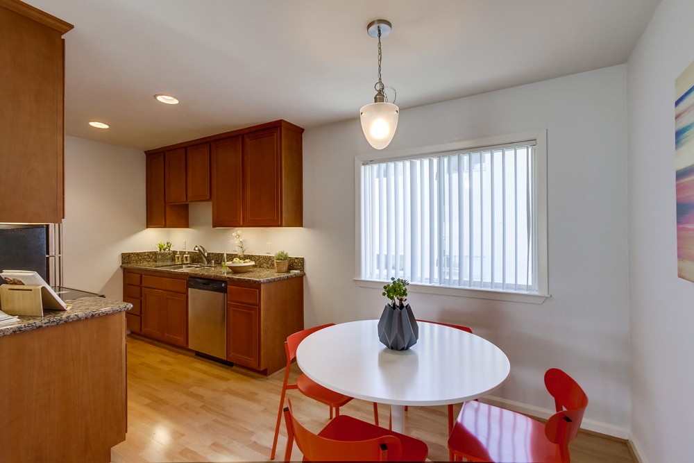 Virtual tour photo 10 of 25 for 2020 Diamond St #13