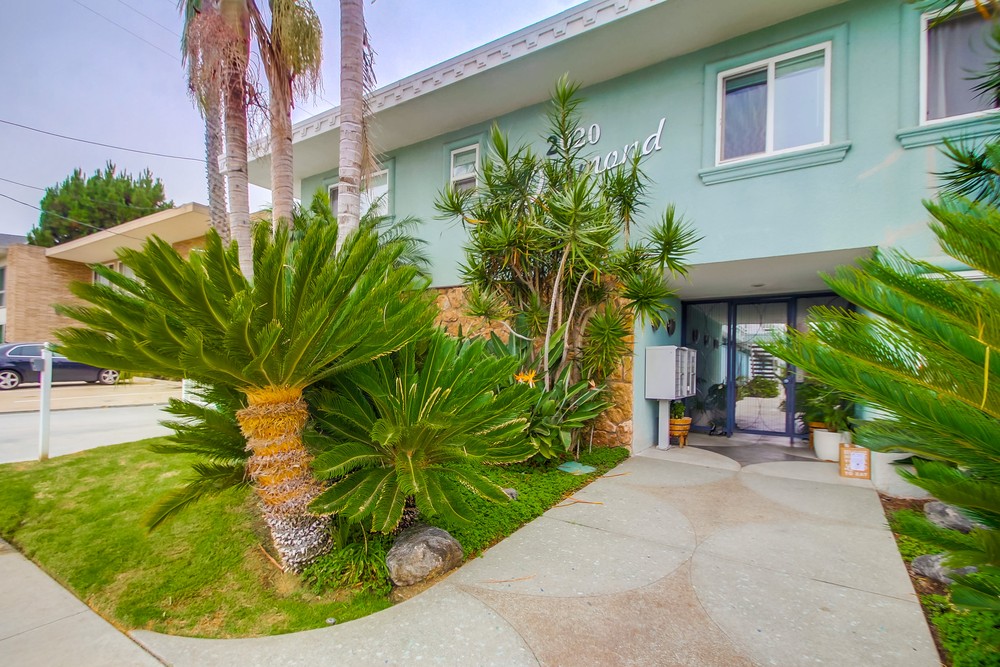 Virtual tour photo 3 of 29 for 2020 Diamond St
