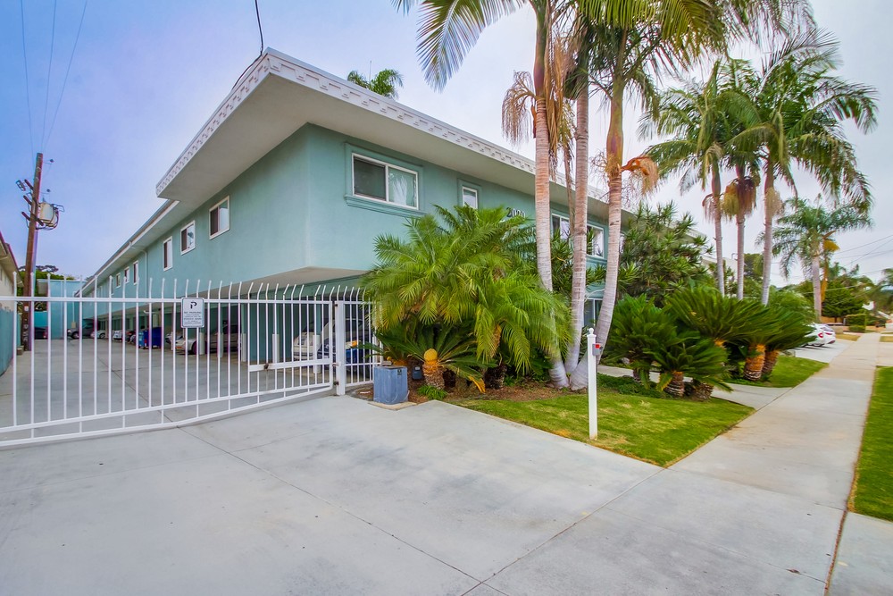 Virtual tour photo 5 of 29 for 2020 Diamond St