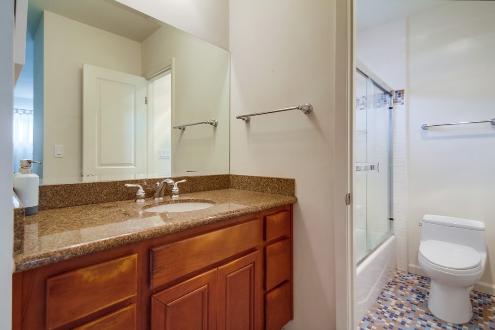 Virtual tour photo 25 of 29 for 2020 Diamond St