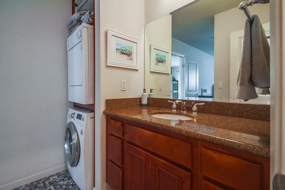 Virtual tour photo 27 of 29 for 2020 Diamond St