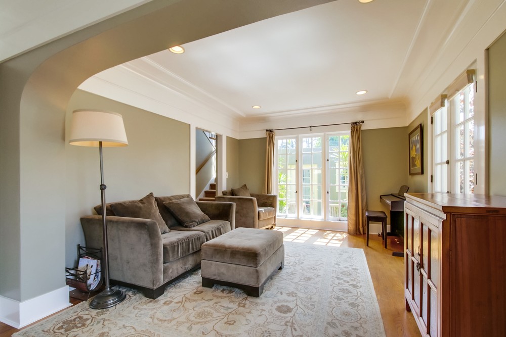 Virtual tour photo 8 of 58 for 2022 Hickory St