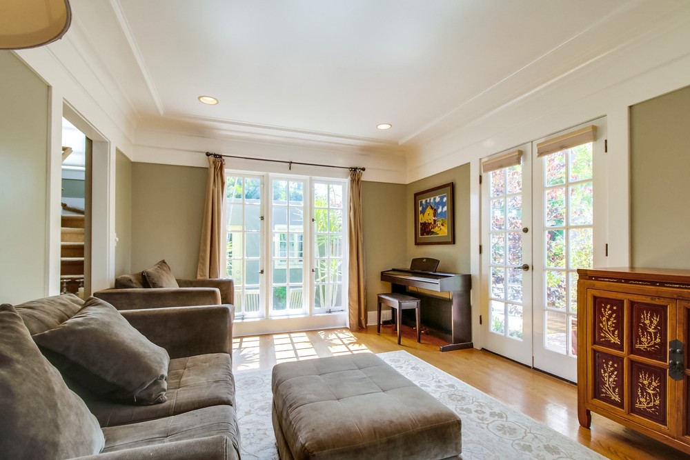 Virtual tour photo 9 of 58 for 2022 Hickory St
