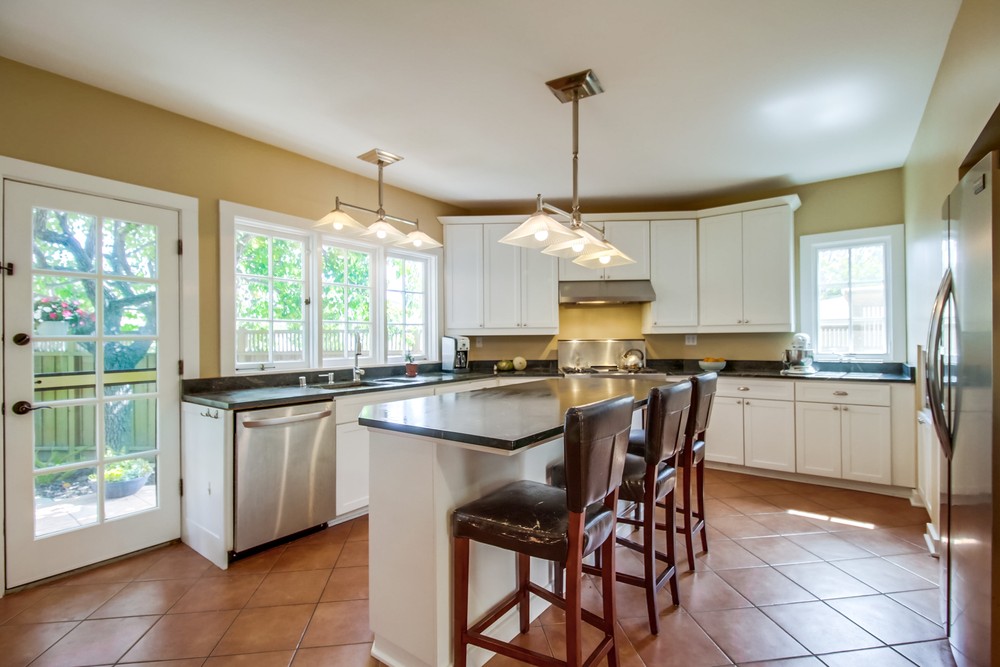 Virtual tour photo 20 of 58 for 2022 Hickory St