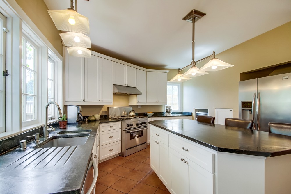 Virtual tour photo 25 of 58 for 2022 Hickory St