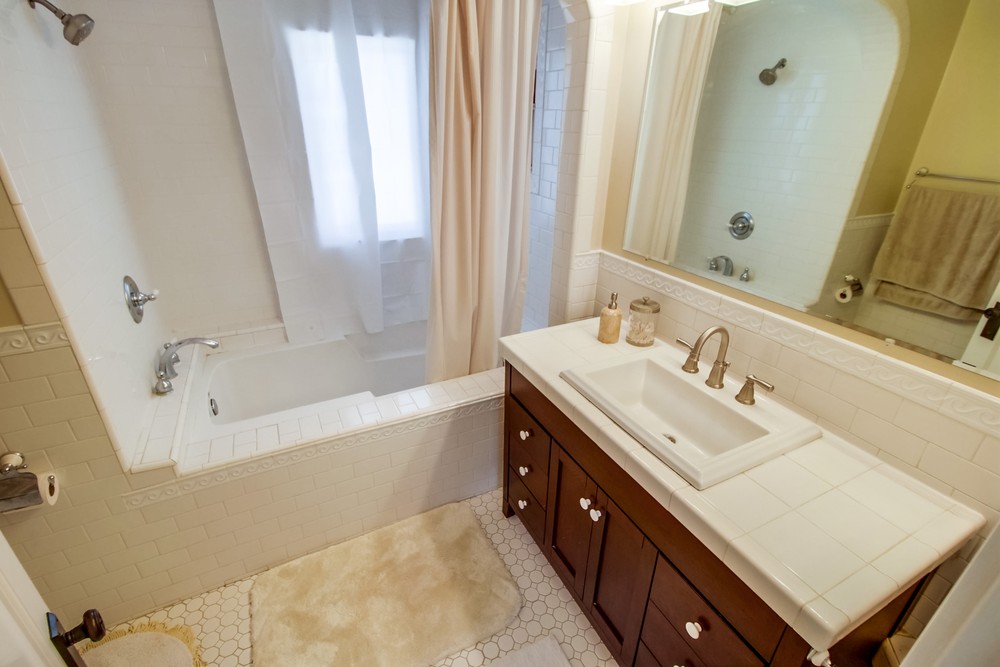 Virtual tour photo 34 of 58 for 2022 Hickory St