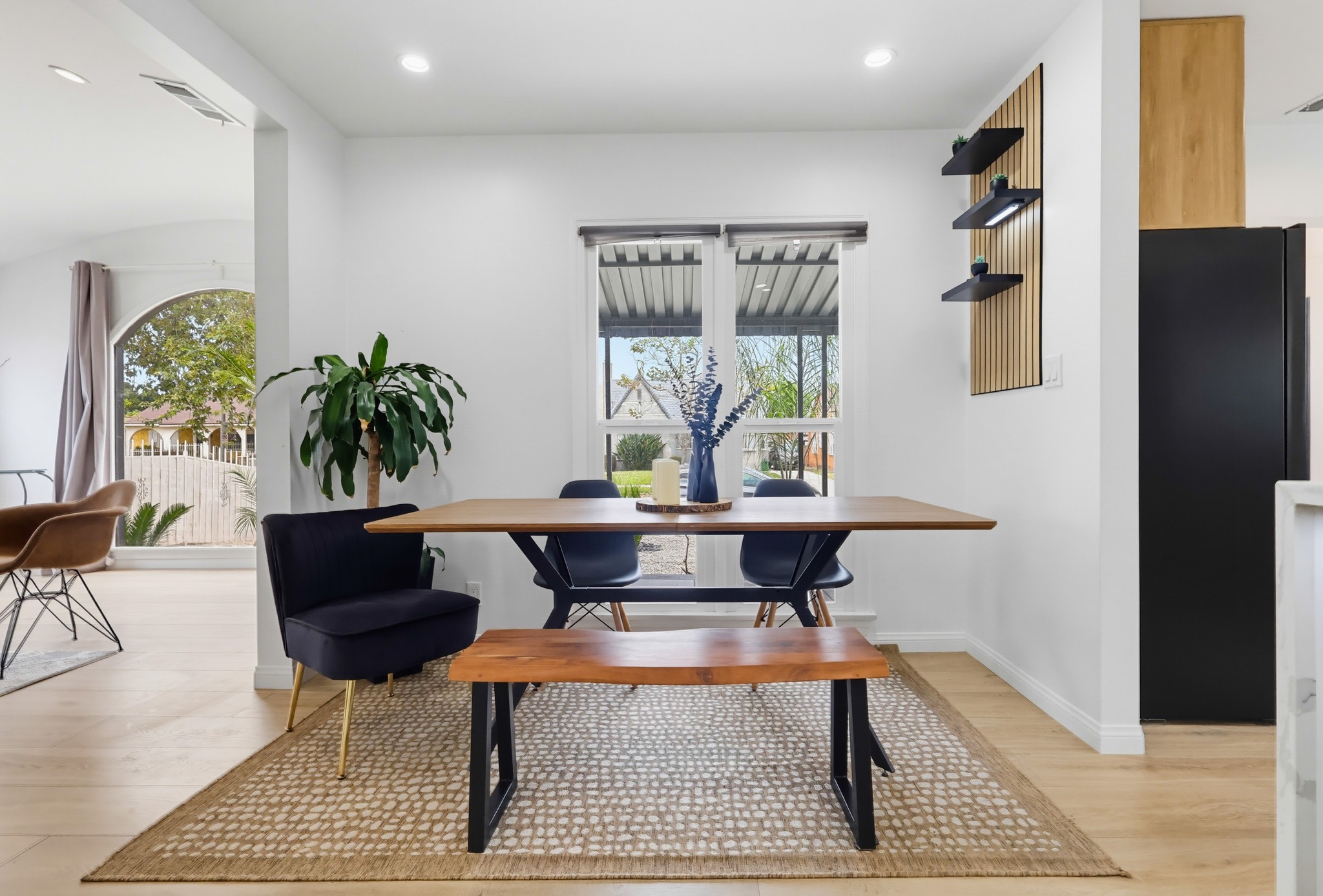 Virtual tour photo 21 of 94 for 2022 W 77th St