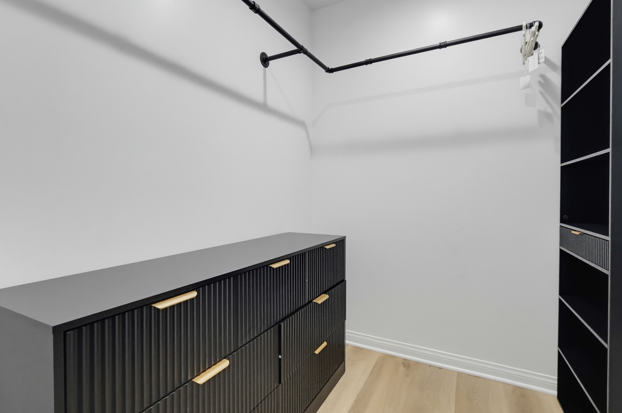 Virtual tour photo 38 of 94 for 2022 W 77th St