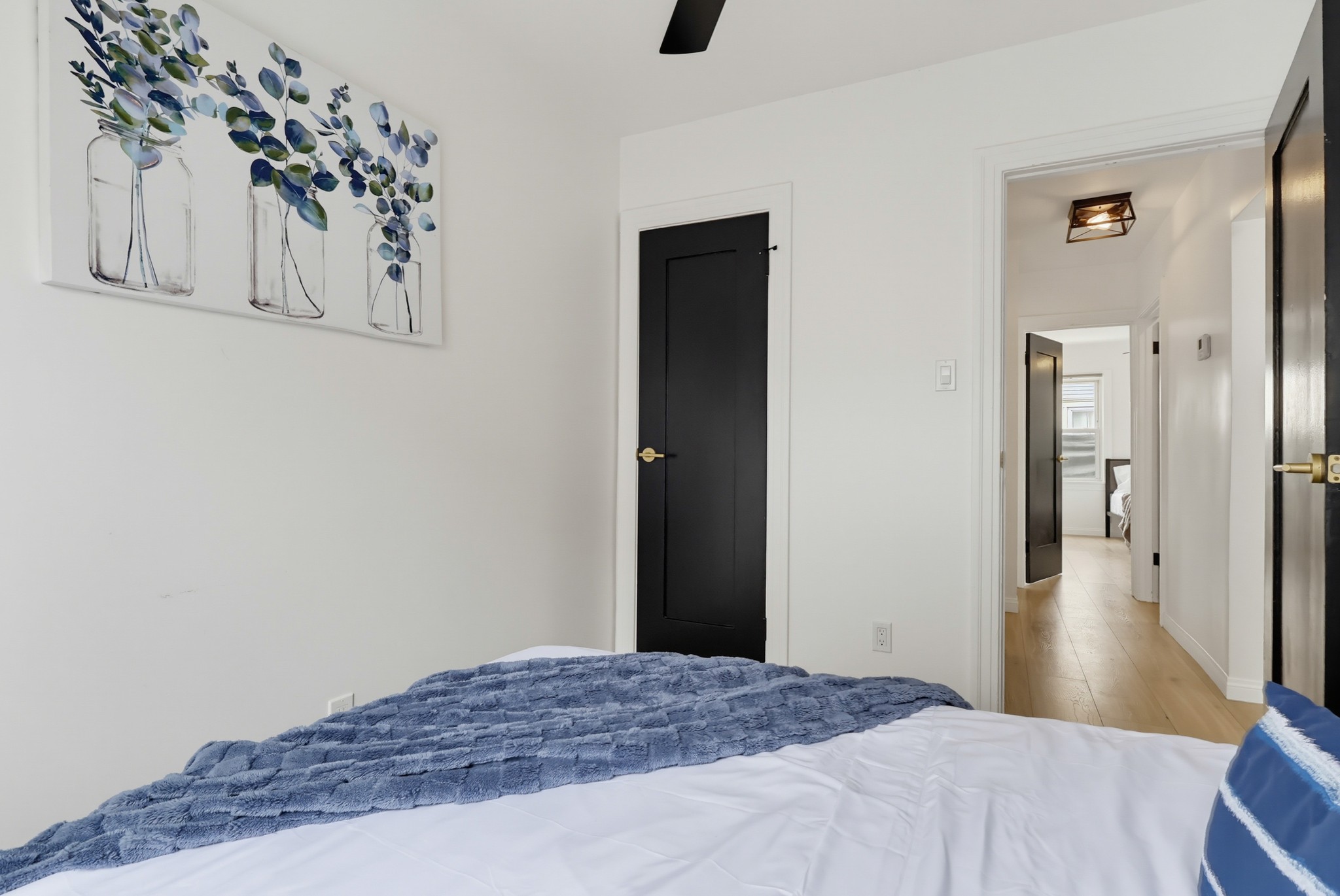 Virtual tour photo 55 of 94 for 2022 W 77th St