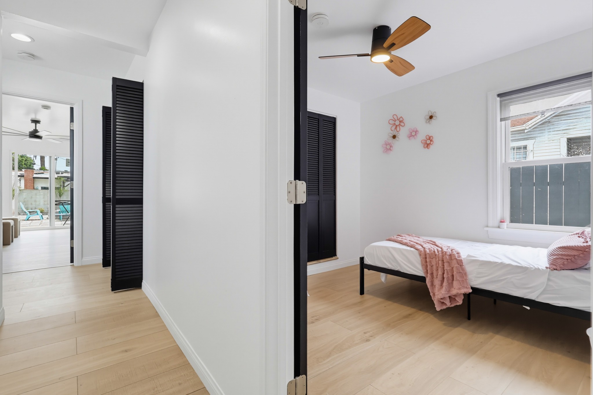 Virtual tour photo 57 of 94 for 2022 W 77th St