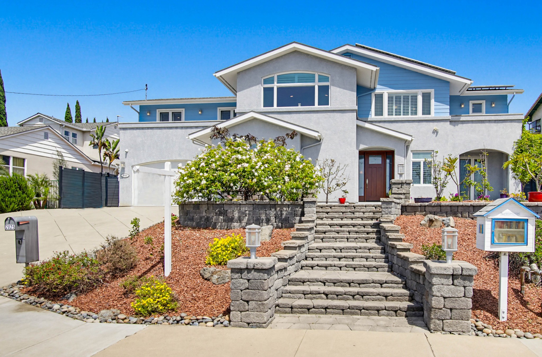 Virtual tour photo 5 of 164 for 2025 Frankfort St