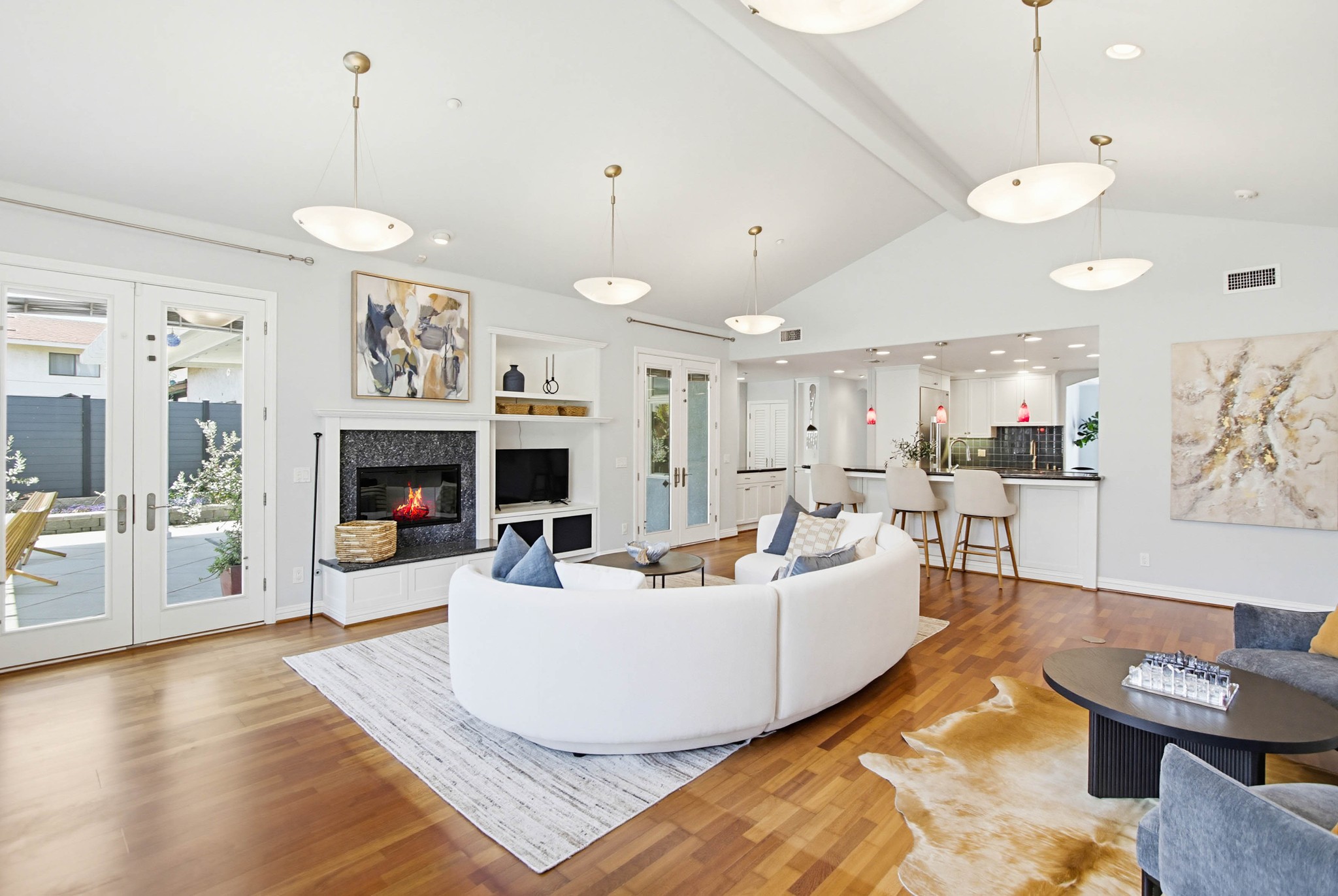 Virtual tour photo 10 of 164 for 2025 Frankfort St