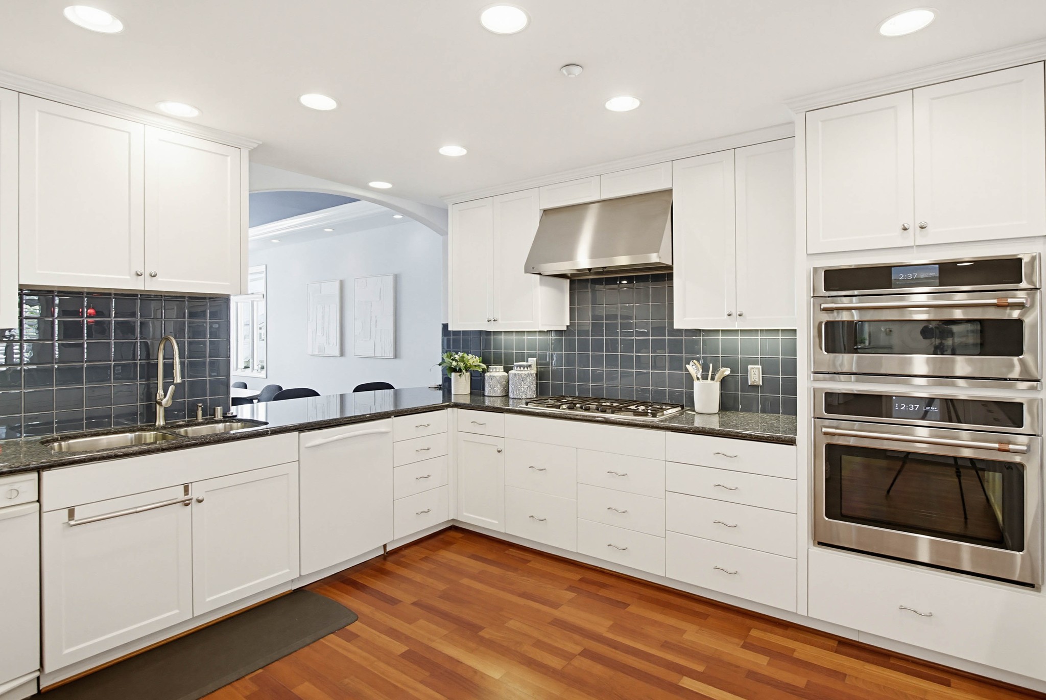 Virtual tour photo 23 of 164 for 2025 Frankfort St