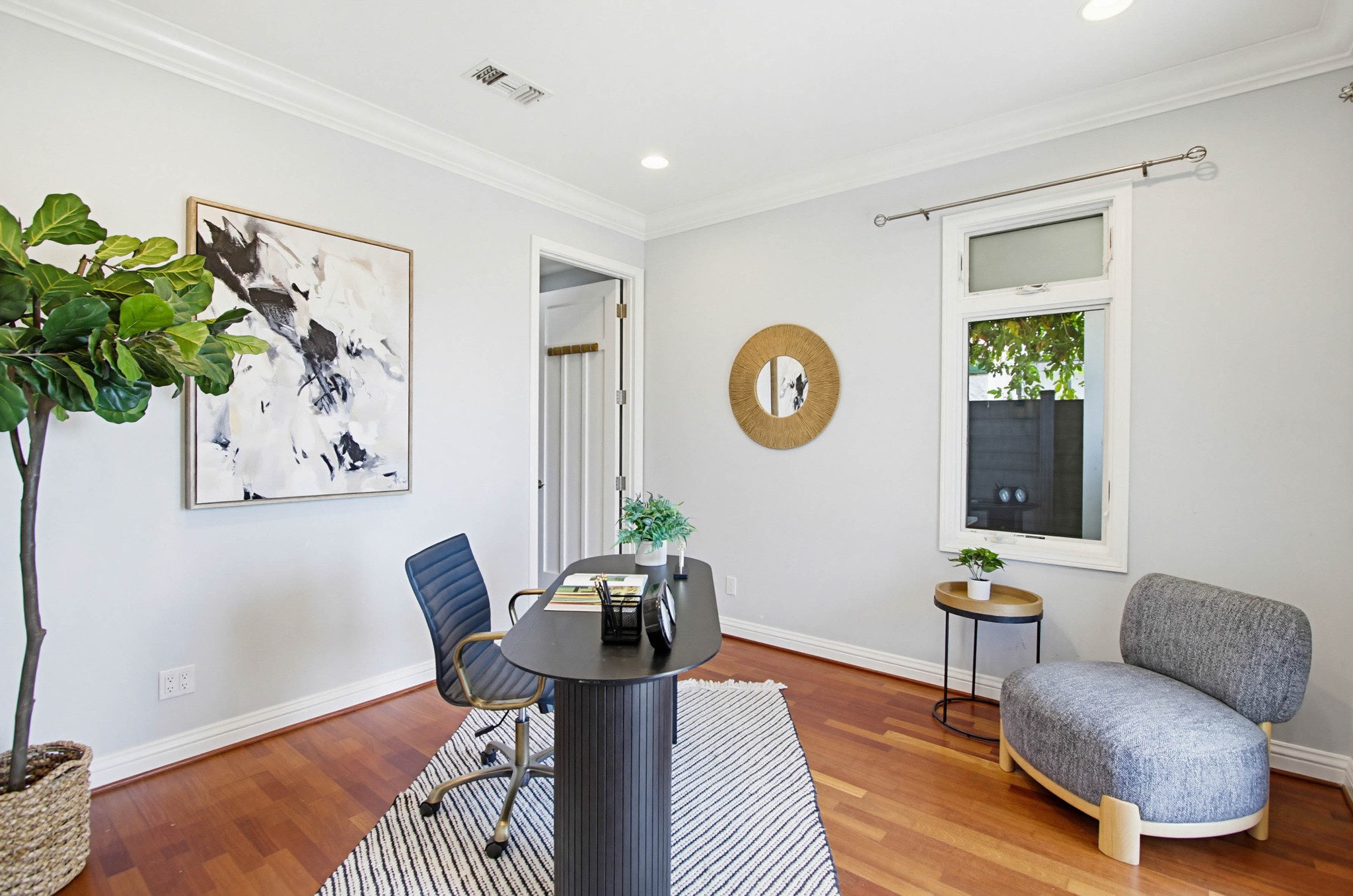 Virtual tour photo 32 of 164 for 2025 Frankfort St
